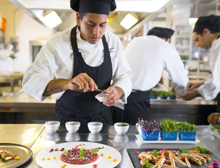 media.Gallery-Cucina-2-Hotel-Atlantic-Riccione