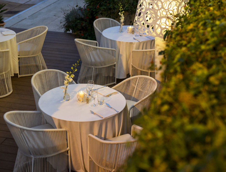 media.Gallery-Green-restaurant-10-Hotel-Atlantic-Riccione